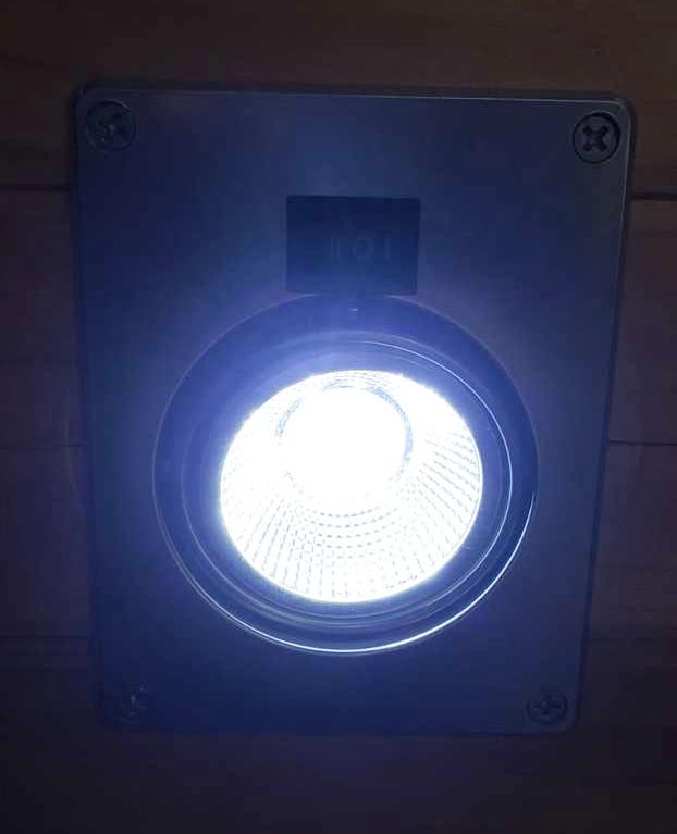 Hole Lights 12 VDC UV and White LED